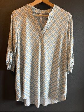 Women’s blouse size s
